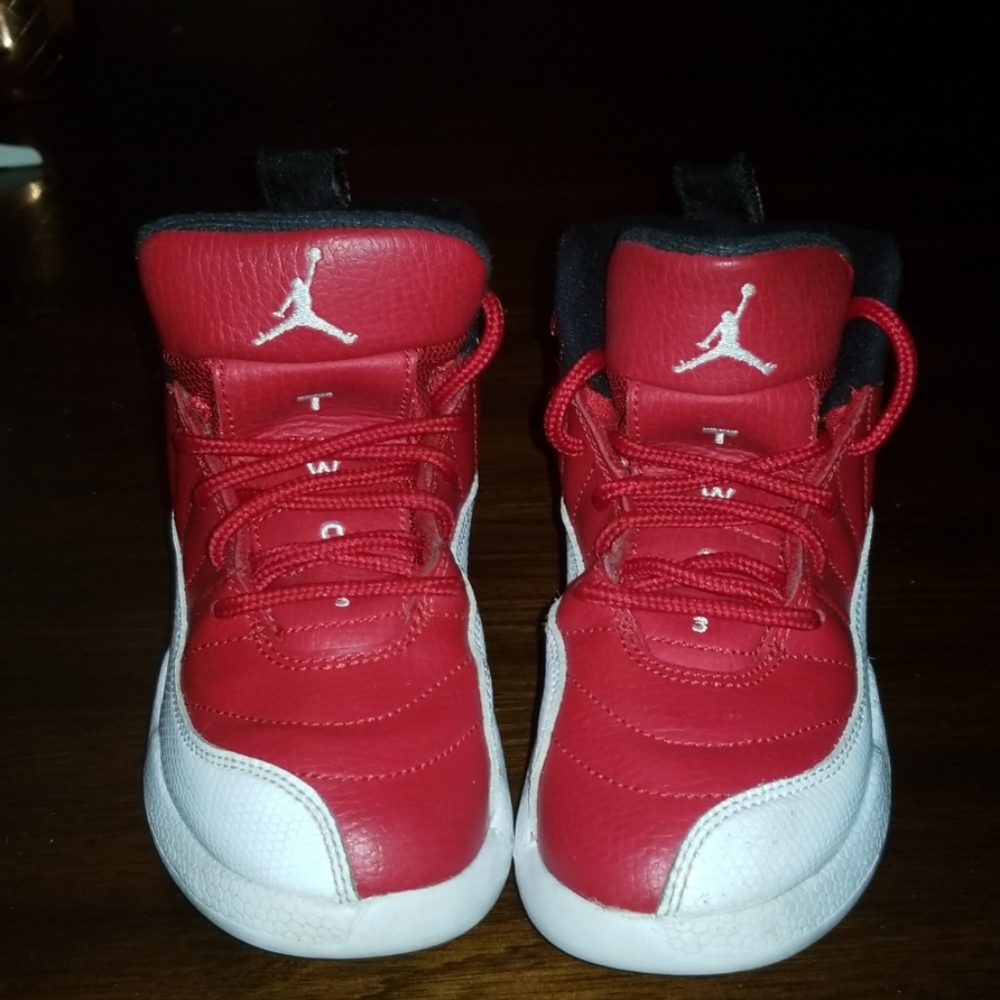 Jordan Retro 12 sneakers